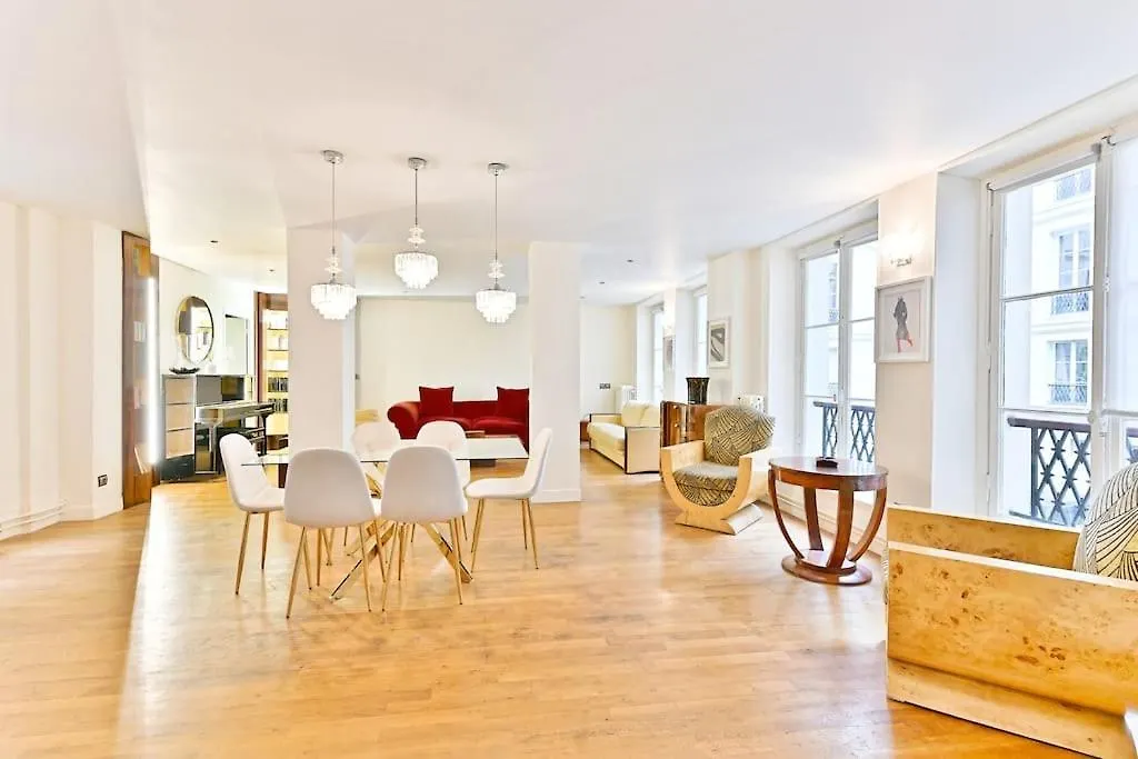 Apartment Grand Appartement Prestigieux Et Central A Paris France