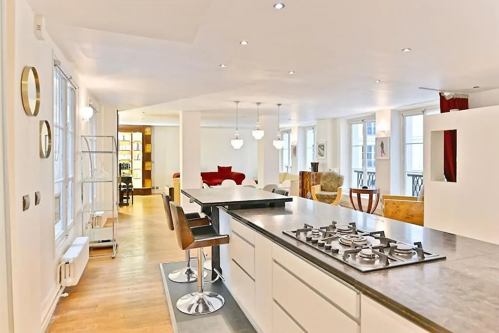 Апартаменты Grand Appartement Prestigieux Et Central A Париж