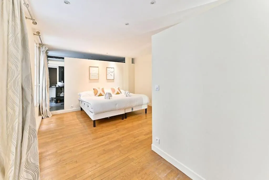 Grand Appartement Prestigieux Et Central A Париж Апартаменты